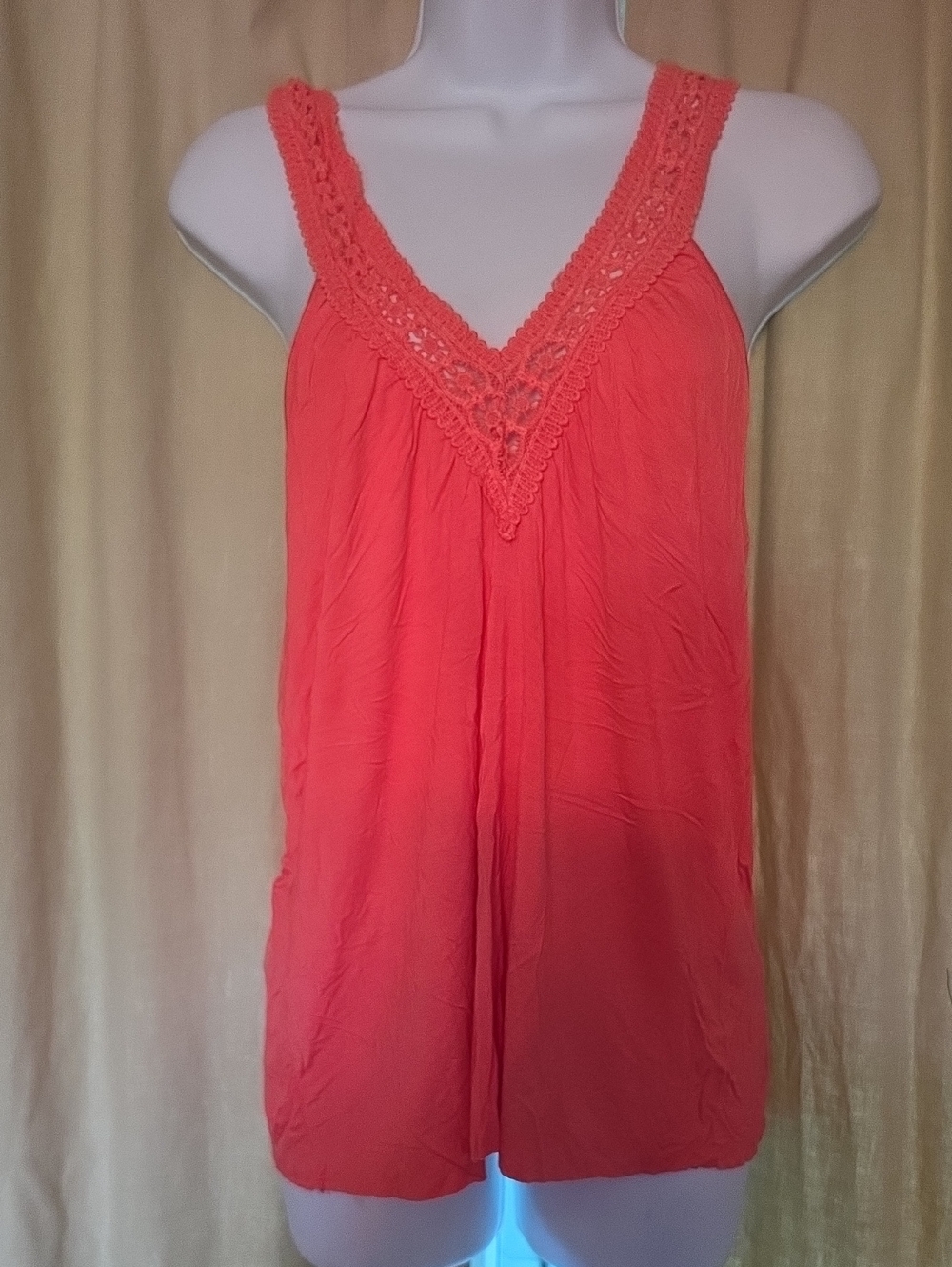 POL Coral Crochet V-Neck Camisole